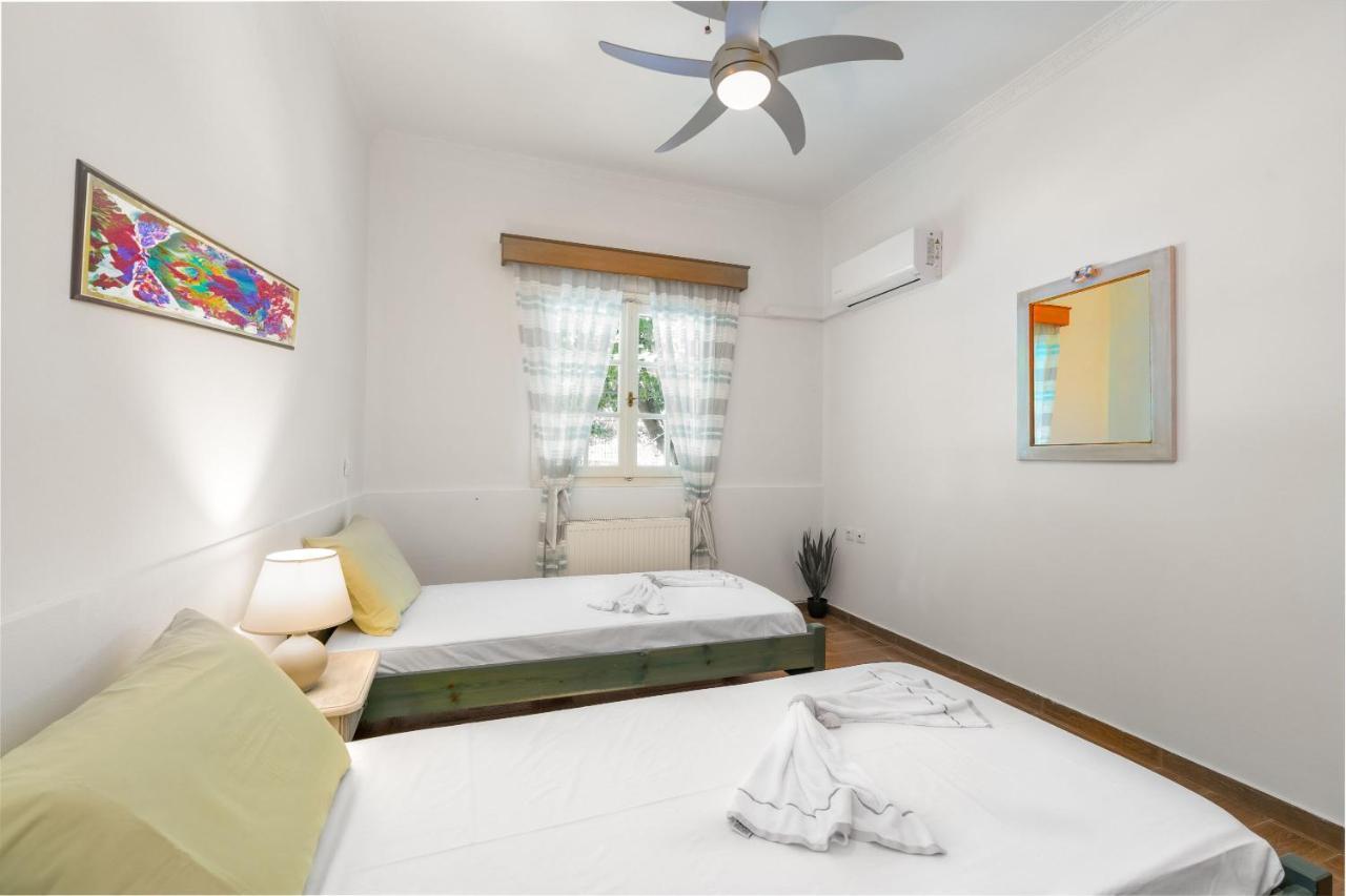 St. Harry'S Windmill Apartman Makrísz Jalósz Kültér fotó