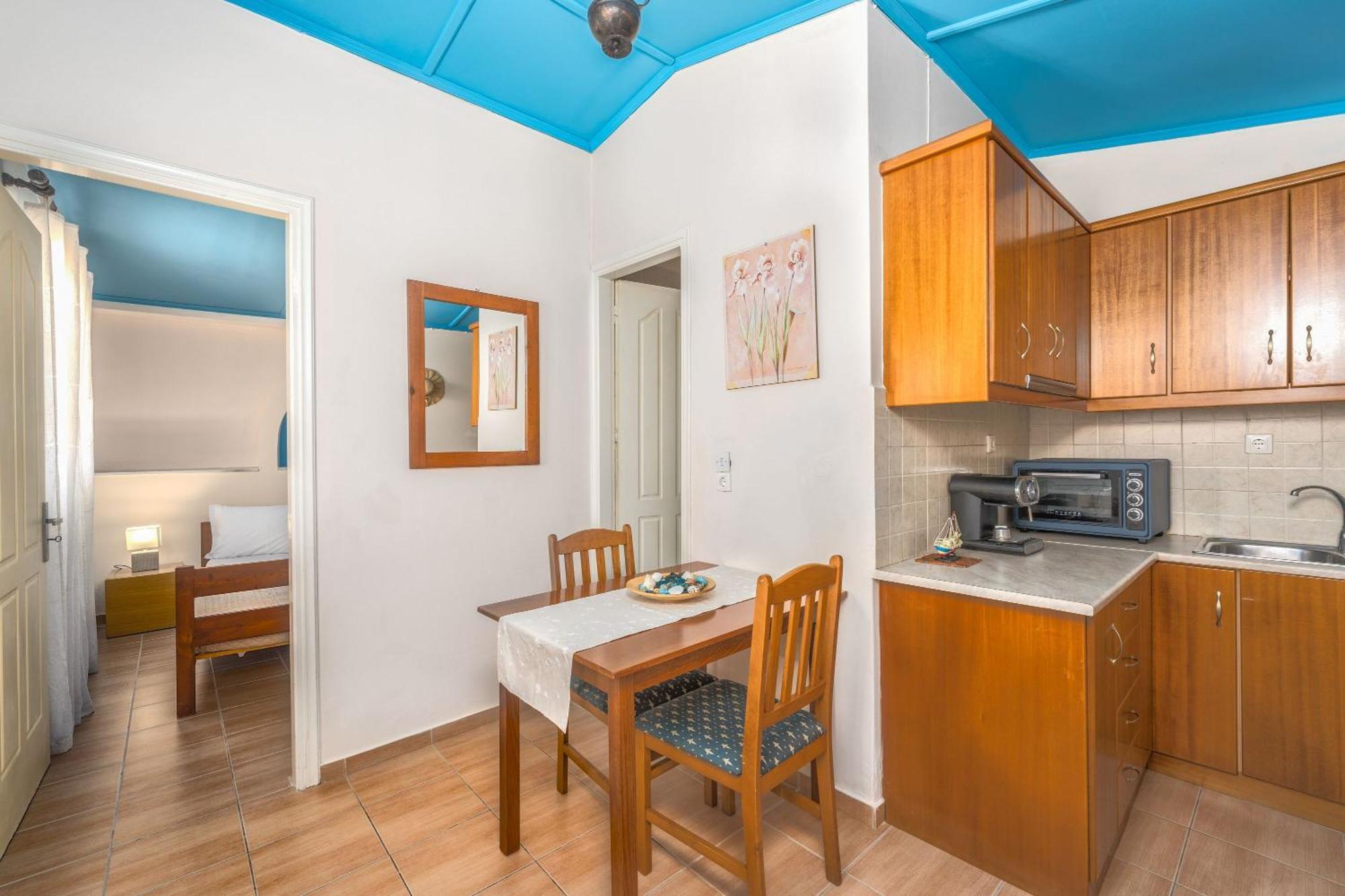 St. Harry'S Windmill Apartman Makrísz Jalósz Kültér fotó