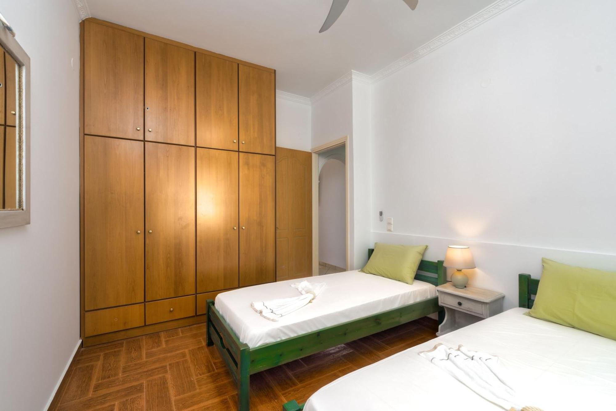 St. Harry'S Windmill Apartman Makrísz Jalósz Kültér fotó